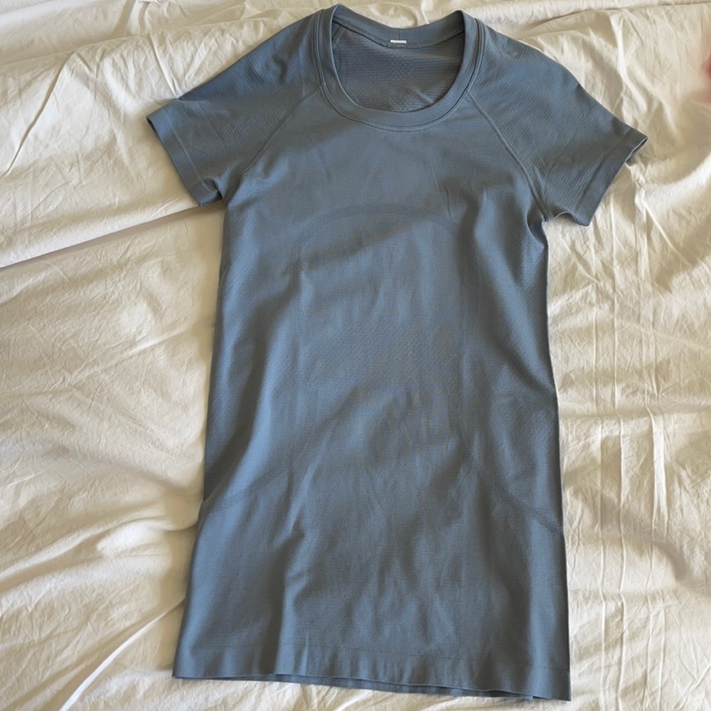 Lululemon Swiftly Tech short sleeve